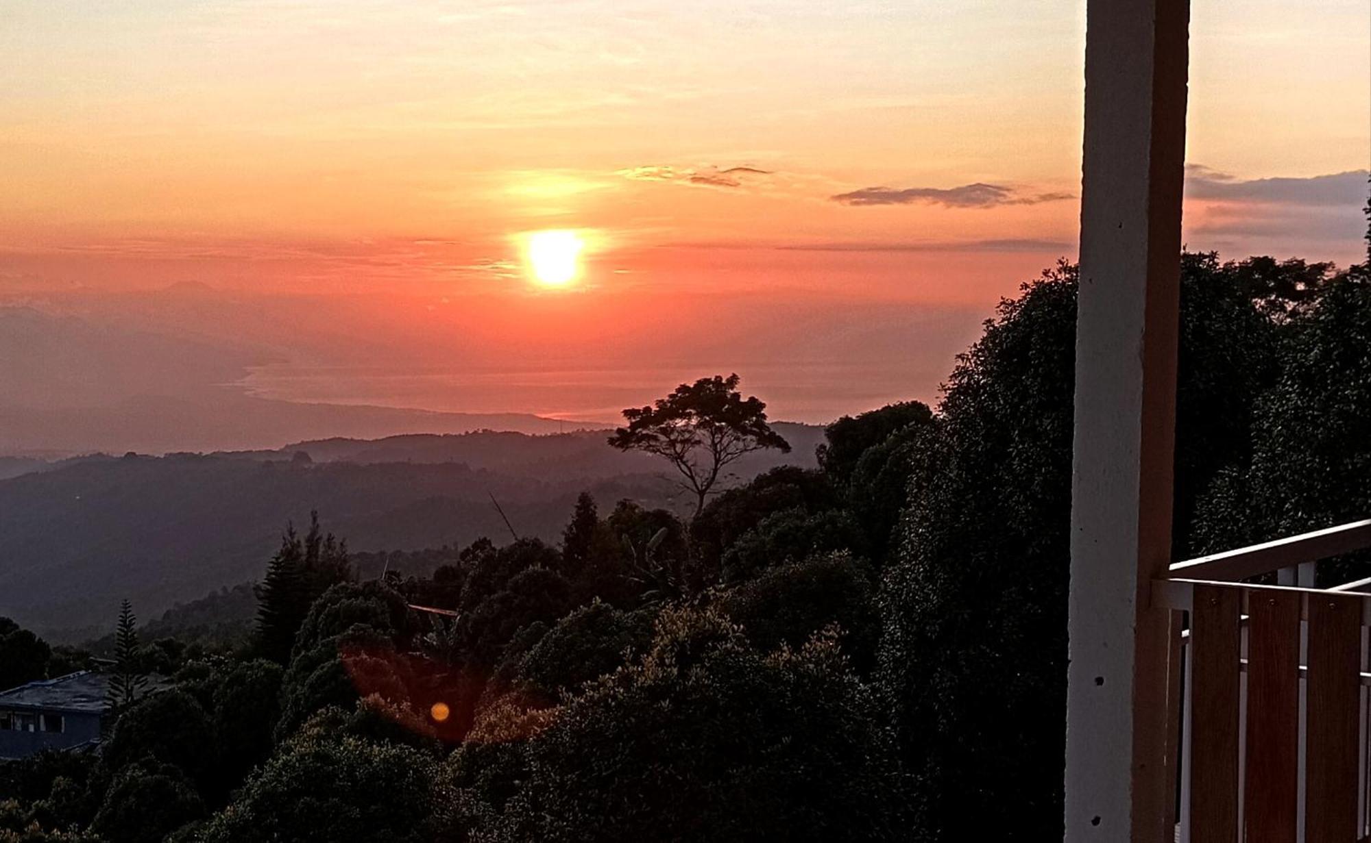 De La Sierra Daire Munduk Dış mekan fotoğraf